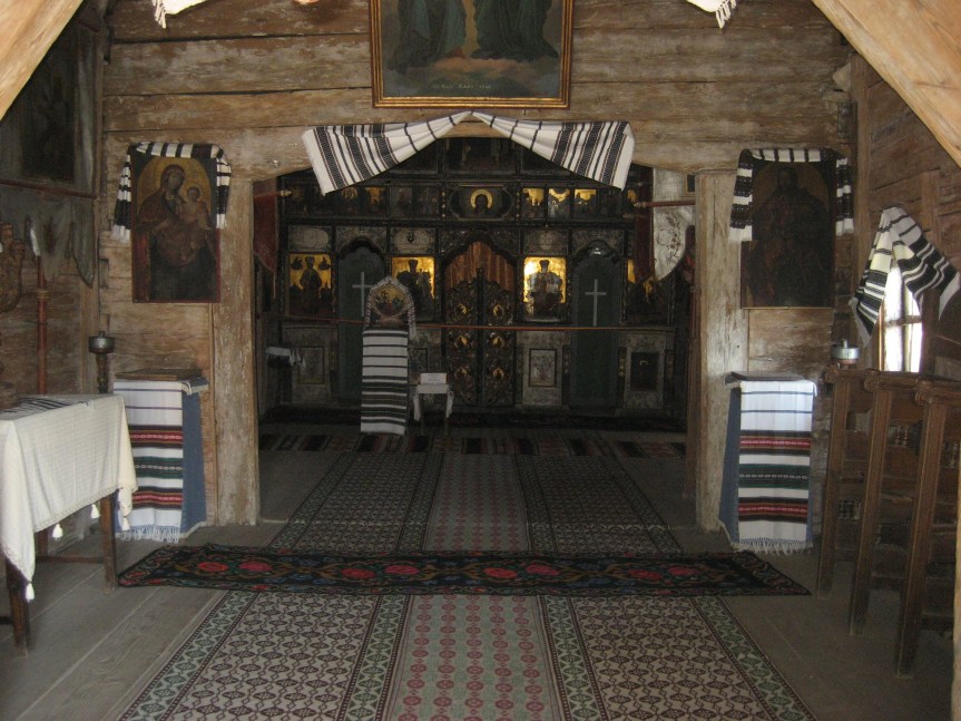 Crin-Triandafil Theodorescu: „Deci Dumnezeu s-o supărat, dar nu ca noi, nu și-a ieșit din pepeni, n-a zvârlit fulgere vindicative și nici n-a produs un cutremur urmat de-un&nbsp;tzunami”