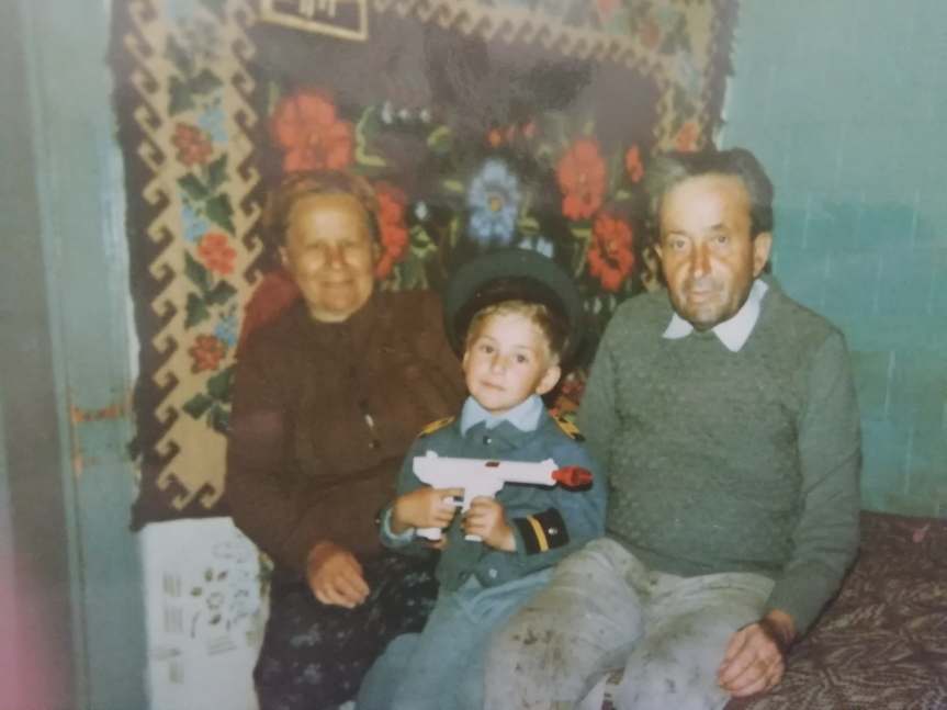 Din învățăturile bunicului Teofil către nepotul lui,&nbsp;Dragoș