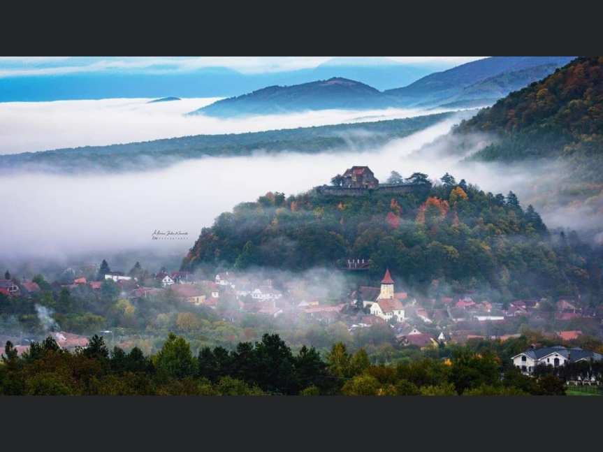 Ovidiu Harja: De ce „la sat” i se mai spune si „la&nbsp;tara”?