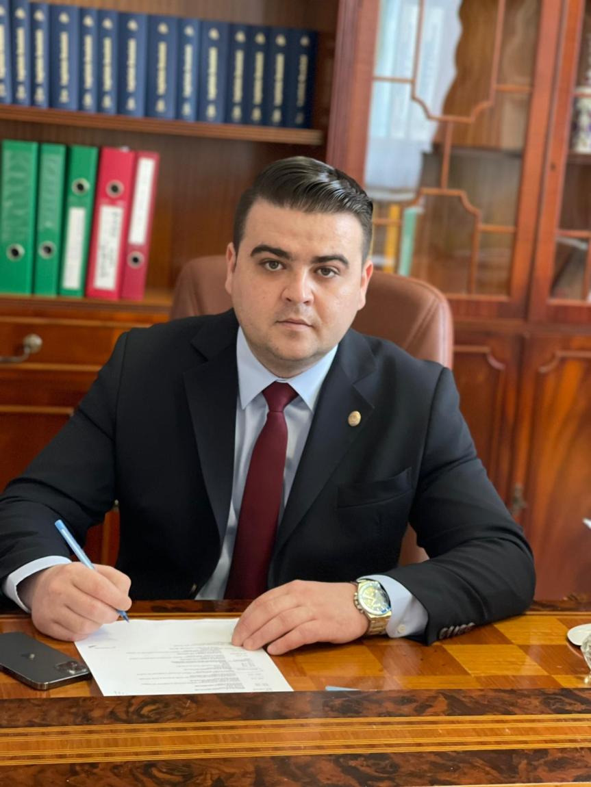 Despre omenie şi politică cu cel mai tânăr parlamentar al judetului&nbsp;Suceava