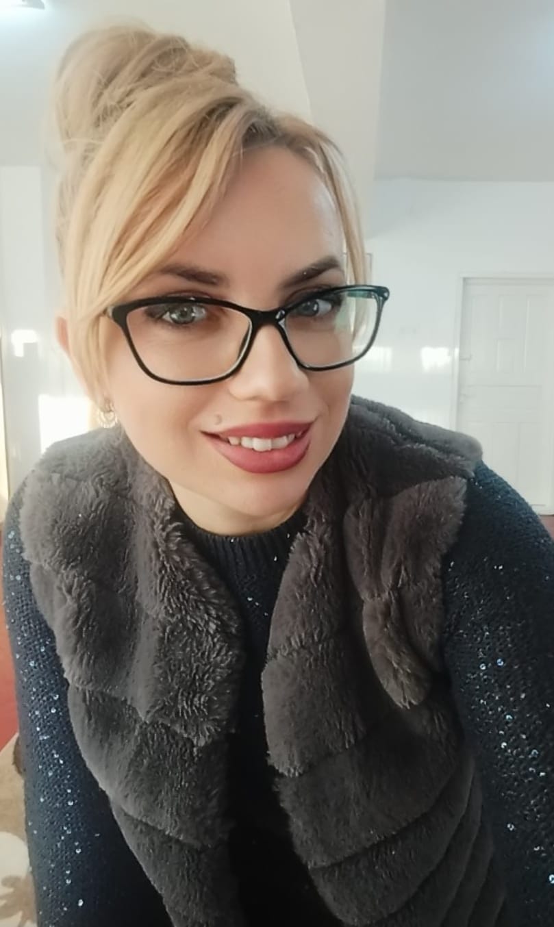 Psiholog Anichitei Biatrice Ioana: De ce suferă fiica ta în&nbsp;dragoste?