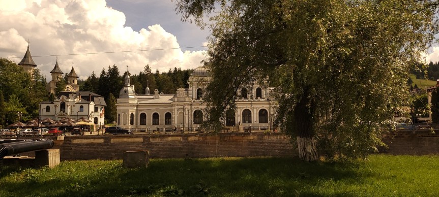 Pictorul David Croitor: „Vatra Dornei, orașul în care locuiesc de aproape trei decenii. Orașul pe care-l iubesc așa cum îmi iubesc casa&nbsp;mea”