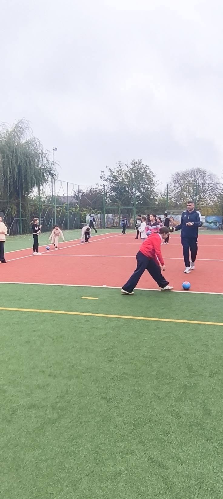 Educația fizică, între practică și schimb de experiență: activitate metodică la Școala Gimnazială&nbsp;Verești